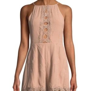 ASTR Mauve Lace-trimmed Romper Size M
